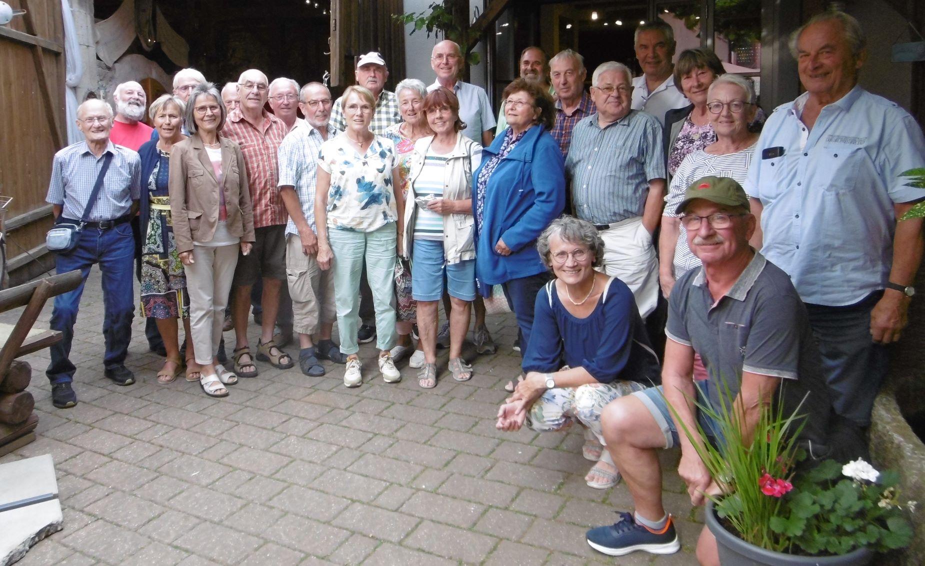 Die Teilnehmer im Weingut Engelhardt